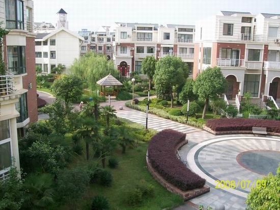 小(xiǎo)區(qū)綠(lǜ)化(huà)